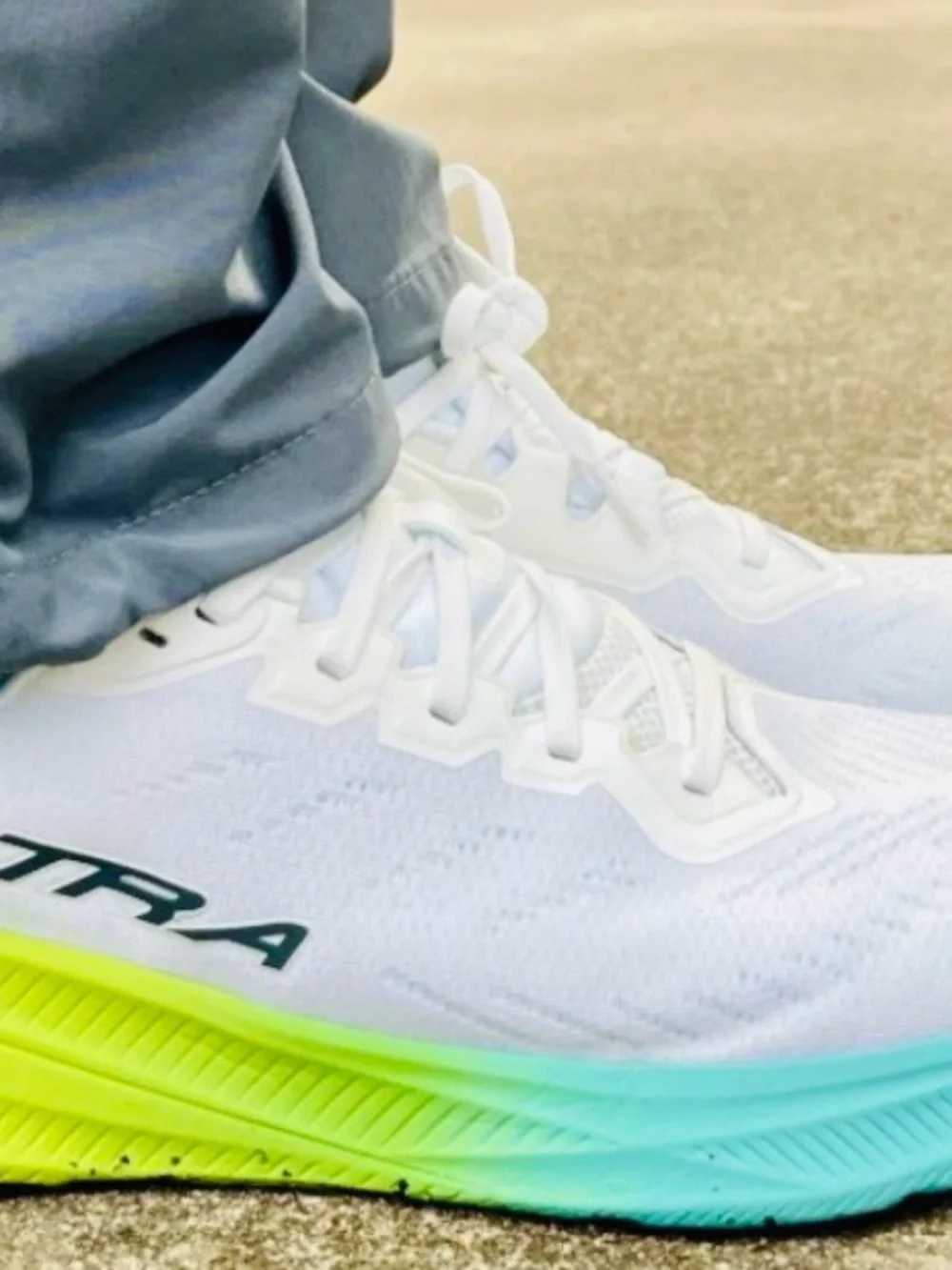 Altra White Men’s Running Shoes White & Lime size 10.5 - Picture 10 of 11
